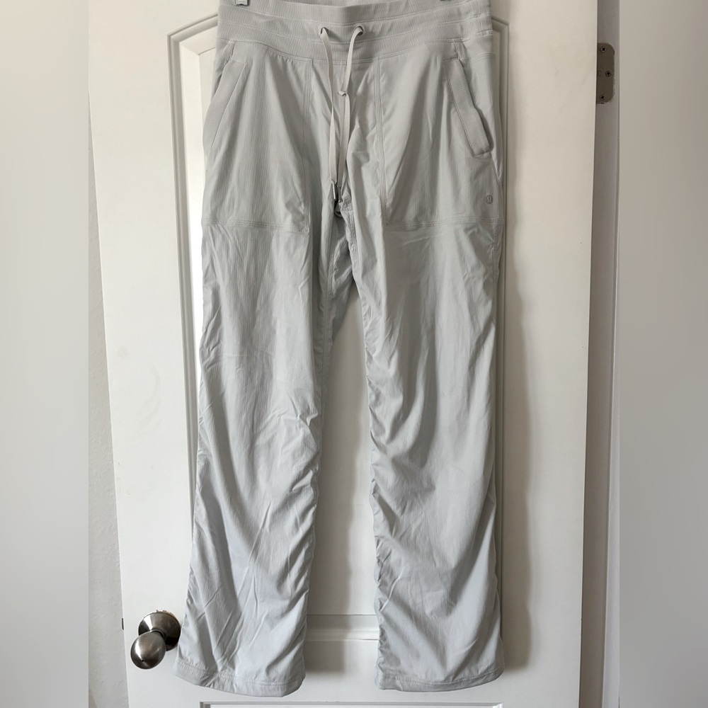 Lulu Lemon Women’s Dance Studio pant  Light Gray size 8